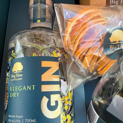 Elegant Mother’s Day Gin Gift Box
