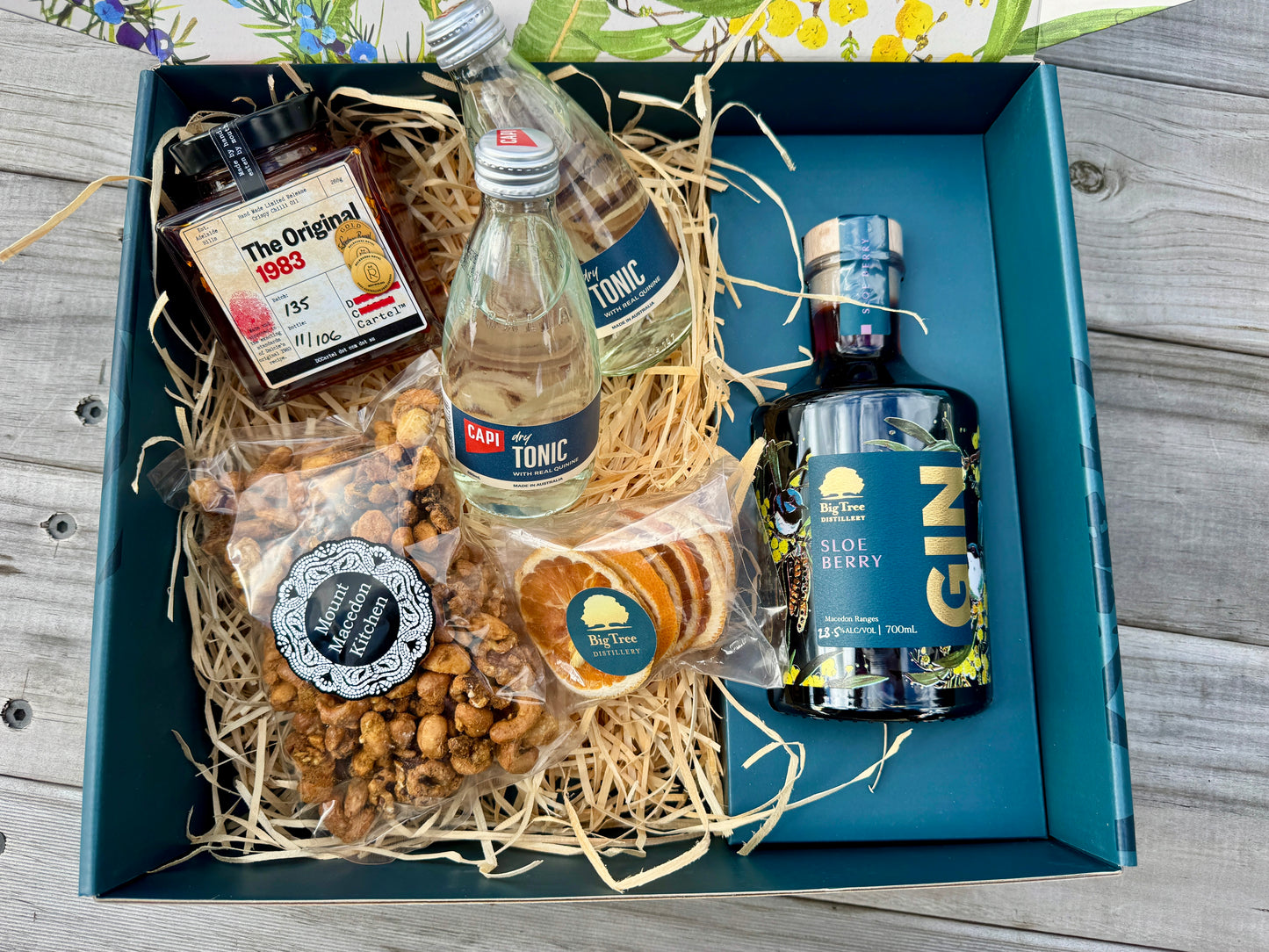 Father's Day Gift Boxes are HOT, HOT, HOT! (Just add your favourite Big Tree 700ml bottle of gin)
